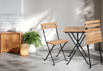 ویژگی ها و کاربردهای میز و صندلی چوبی تارنو چیست